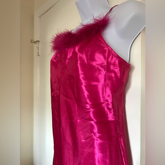 Moon Dance ,size S, 2piece Ensemble set , gown & coat , silky hot red color - Picture 12 of 16